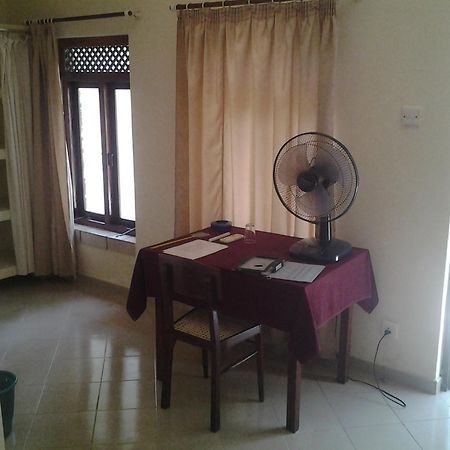 Tandem Guesthouse Hikkaduwa Bilik gambar