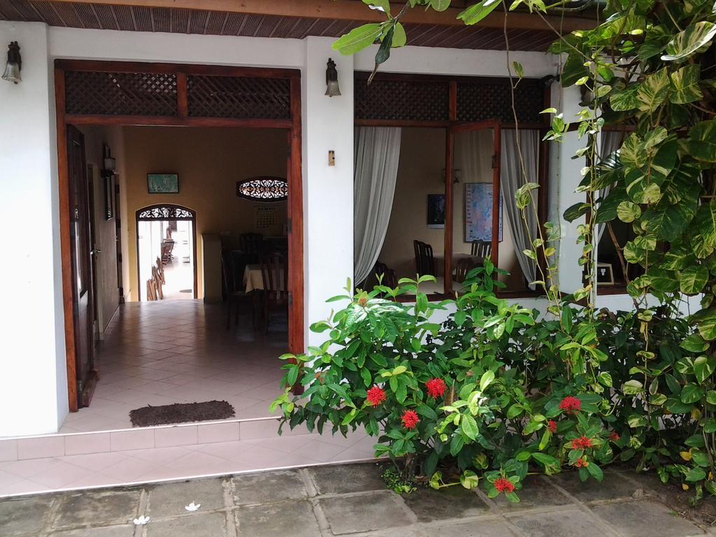Tandem Guesthouse Hikkaduwa Luaran gambar