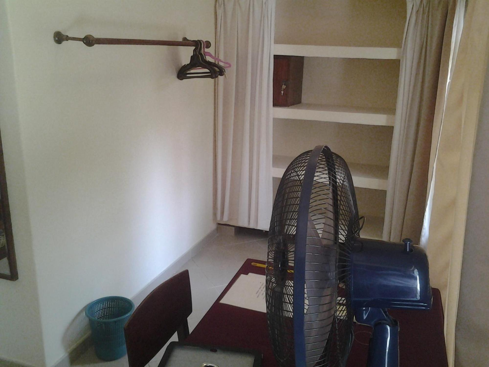 Tandem Guesthouse Hikkaduwa Bilik gambar