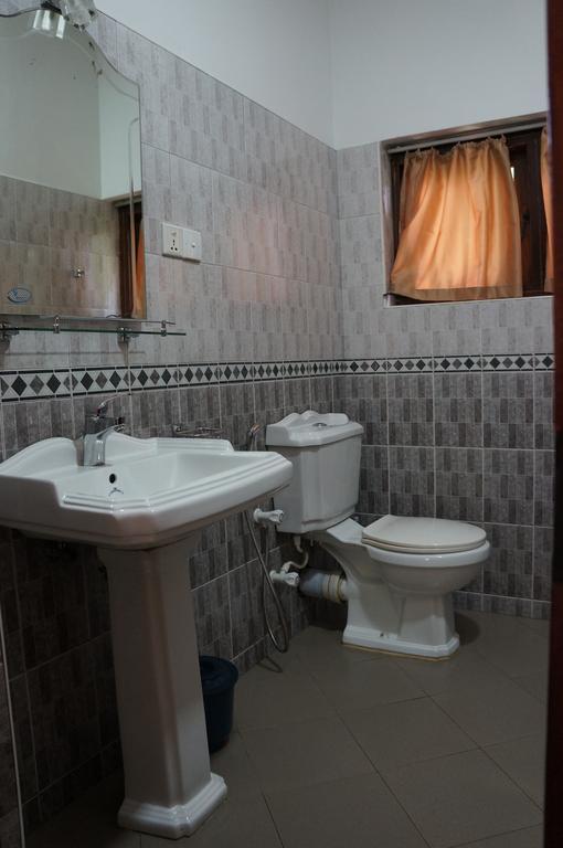 Tandem Guesthouse Hikkaduwa Luaran gambar
